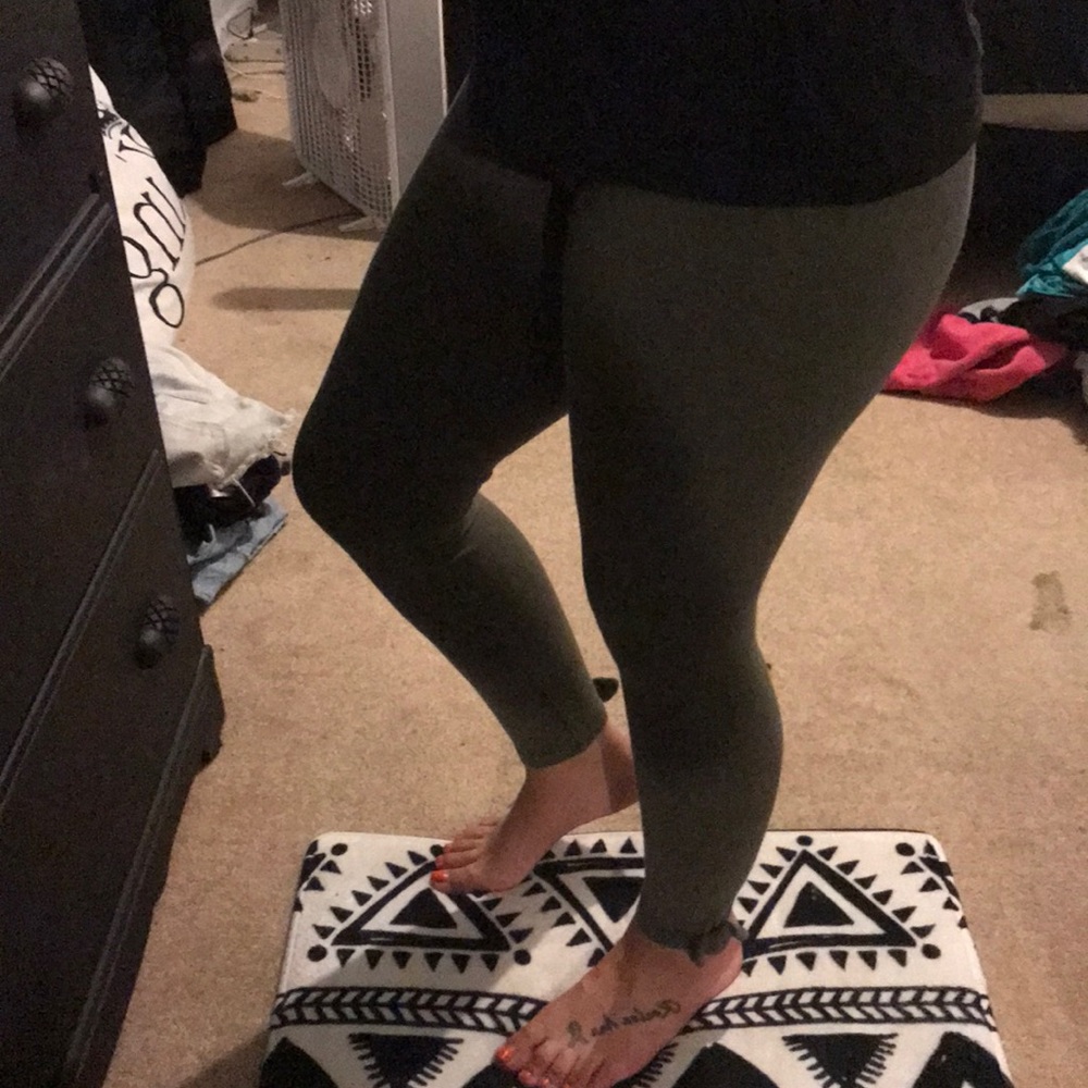 ‼️read description‼️ Olive green leggings